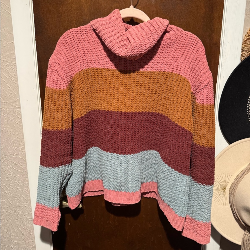 Women’s Multi-Color Sweater M/L